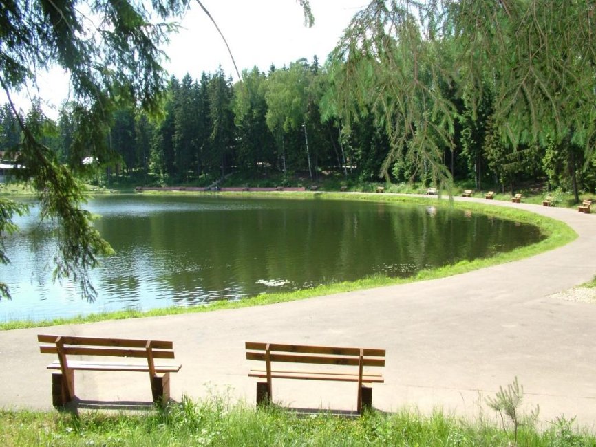 Озеро в Покровское